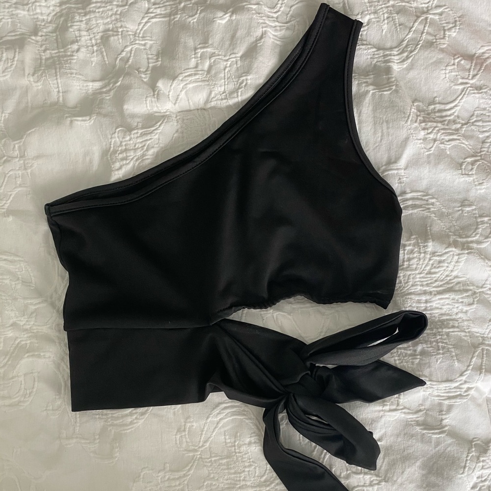 Black Tie Slit One Shoulder Crop Top